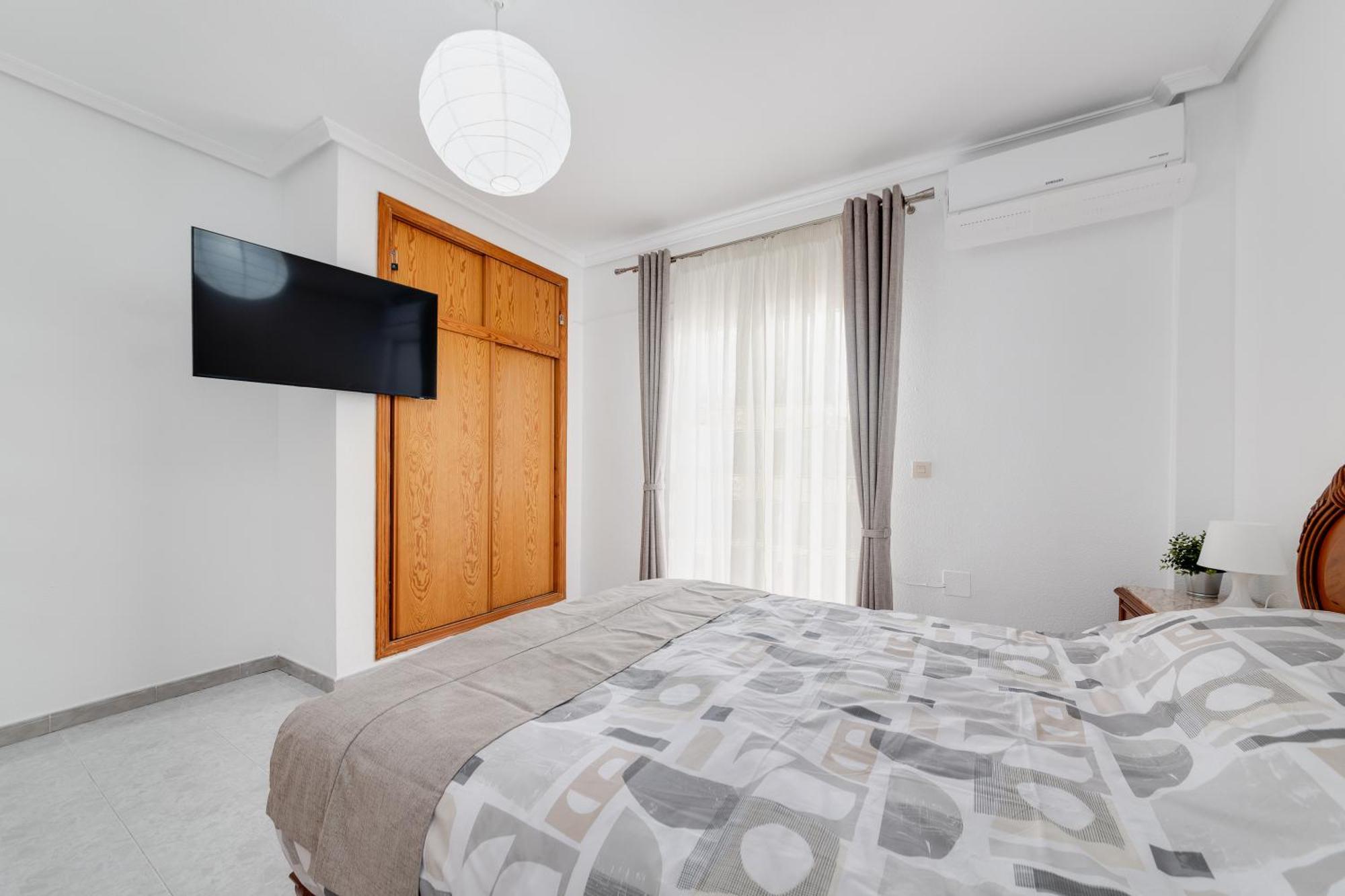 Cosy Apartment Near The Sea Torrevieja Bagian luar foto