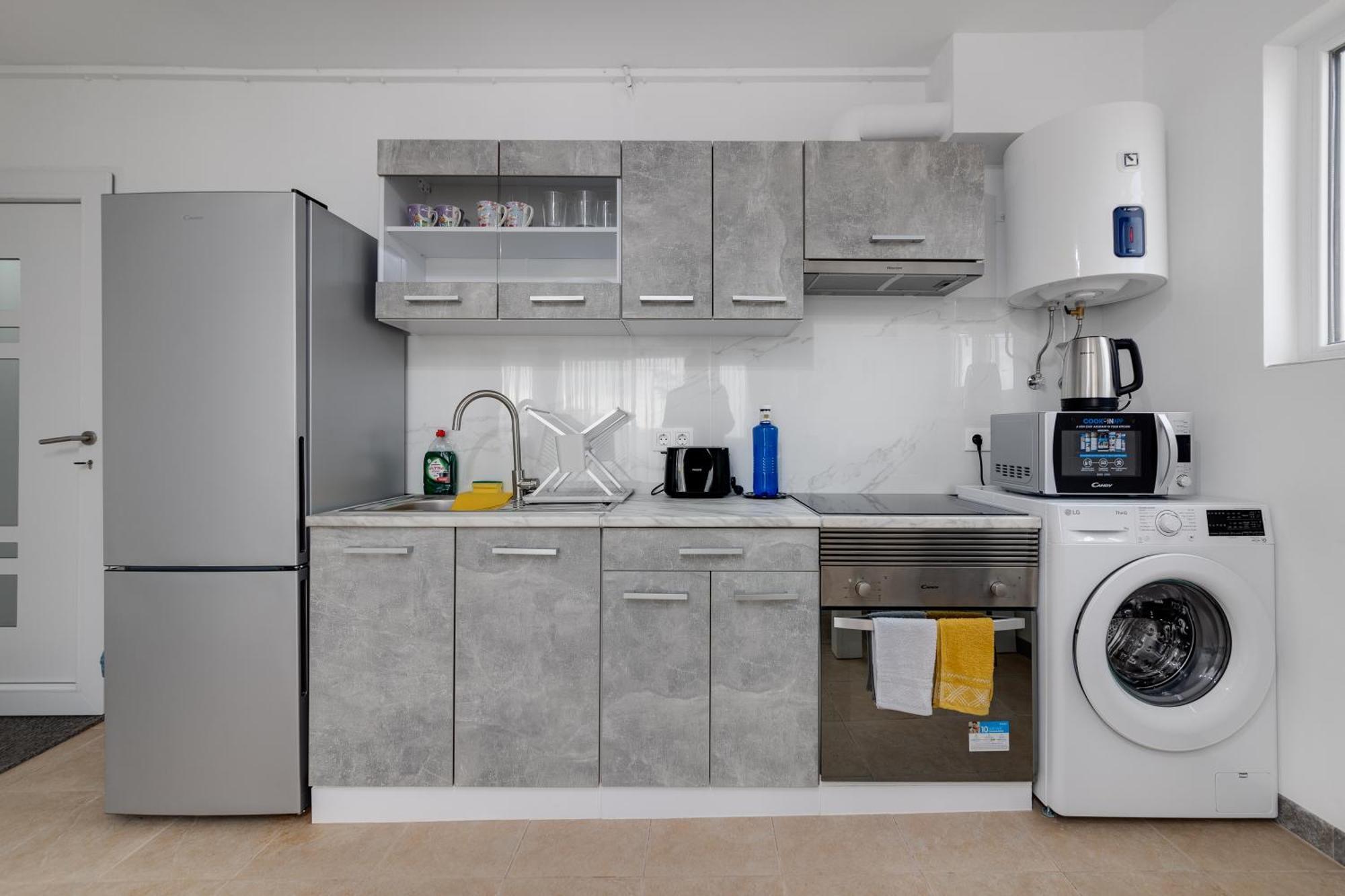 Cosy Apartment Near The Sea Torrevieja Bagian luar foto