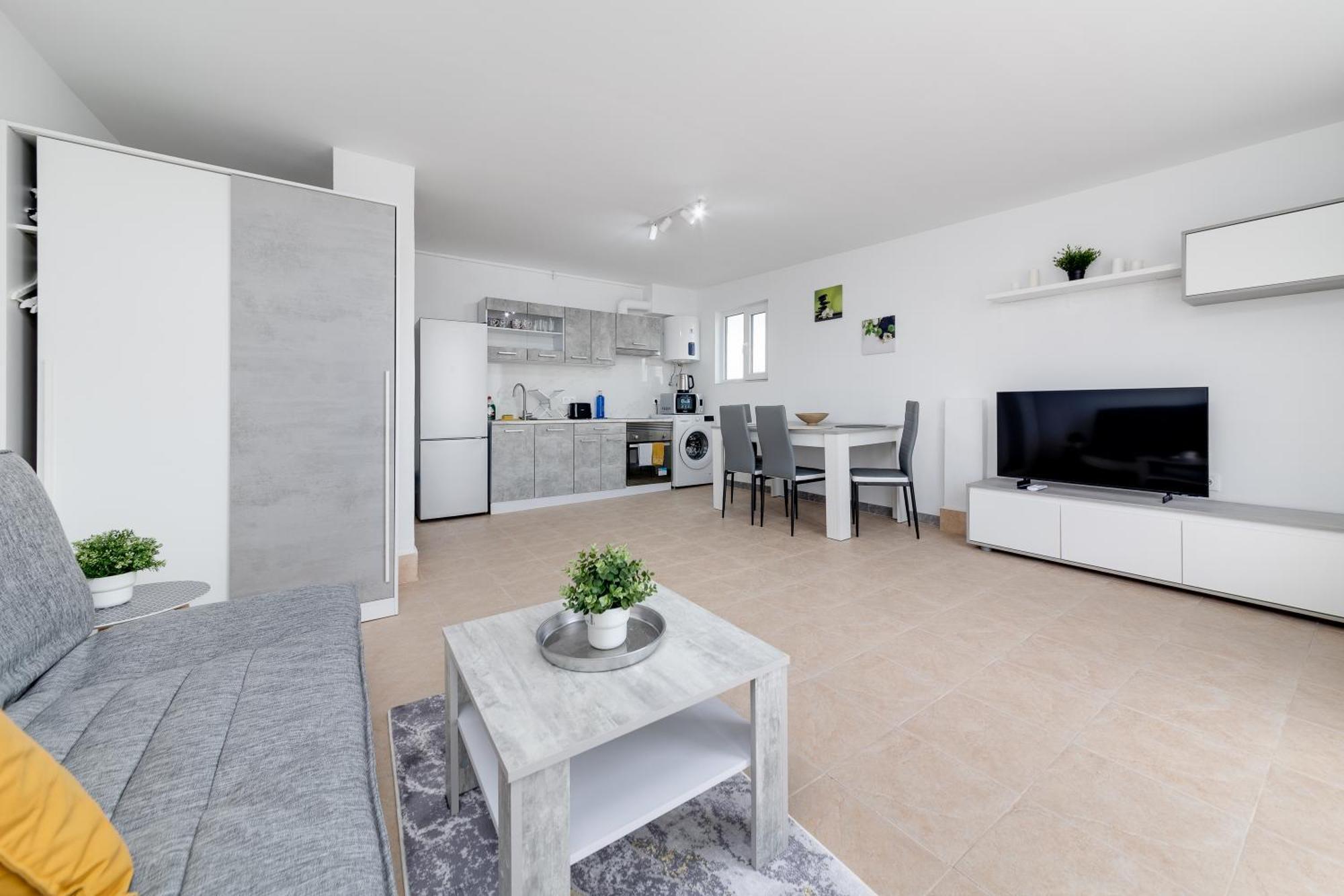 Cosy Apartment Near The Sea Torrevieja Bagian luar foto